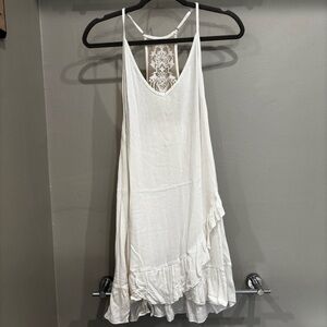 Three Bird Nest Cream Lace Detail Garment